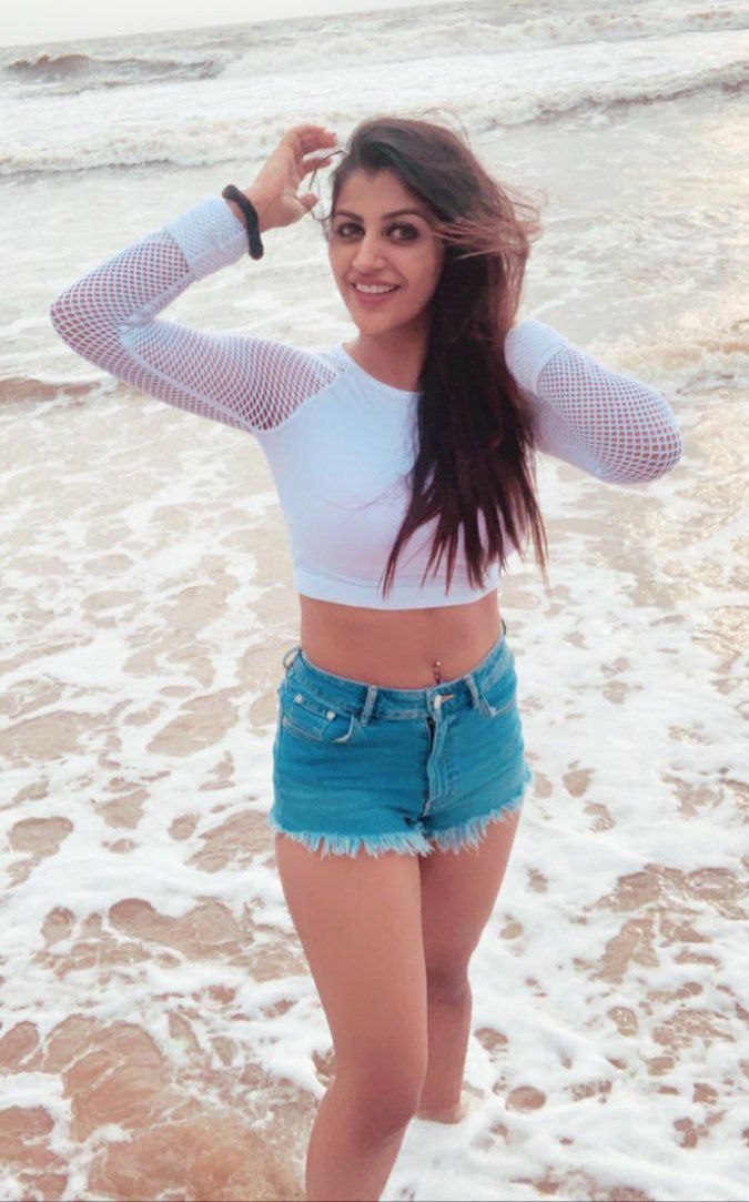 Meera Hyderabad Escort